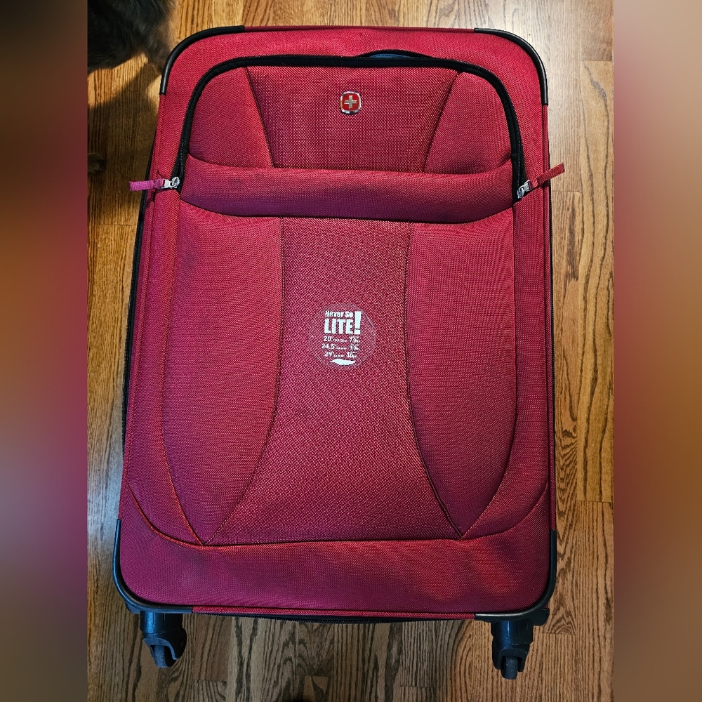 Large roller suitcase